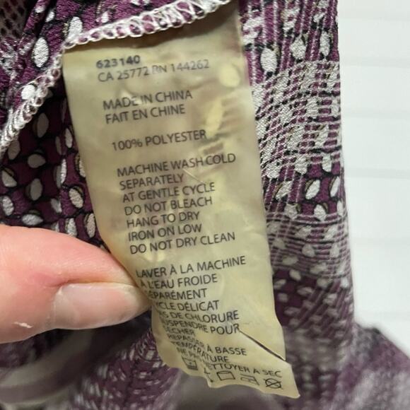 FYLO London Maroon White Plaid Chiffon Sheer‎ Button Front Top Blouse Small - Picture 3 of 7